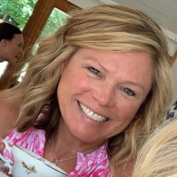 Meet your Posher, Traci - Picture 1 of 1